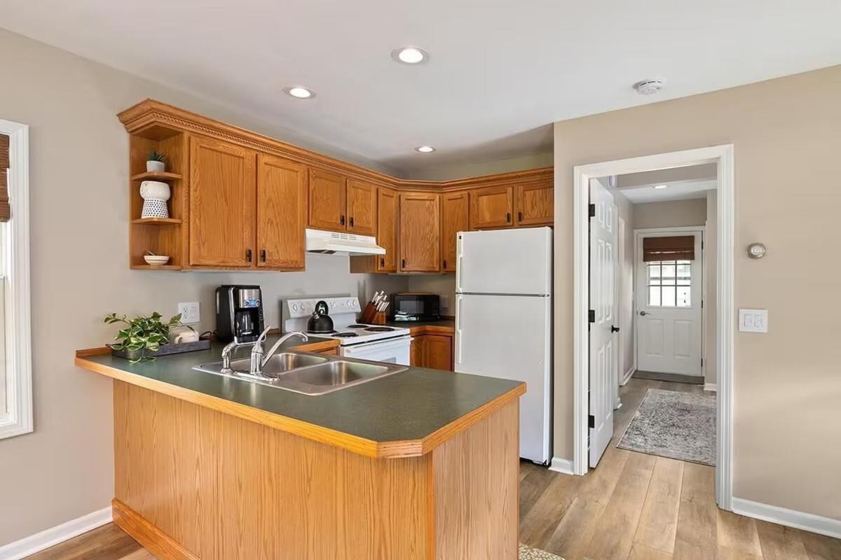 Vila 2Min Walk Downtown-Pet Friendly-Offstreet Parking Saugatuck Exteriér fotografie